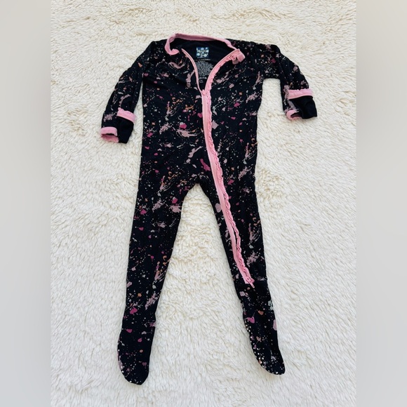 Baby girls 6-9 months Kickee pants bamboo pajamas - Picture 1 of 4